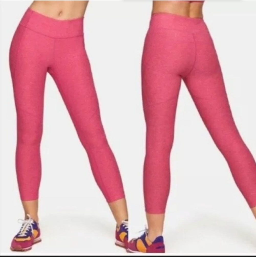 Outdoor Voices 3/4 Warm-Up Crop Leggings Flamingo Pink Size XS Workout Yoga EUC - Picture 5 of 9